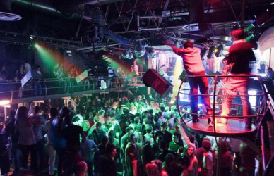 италия, ночной клуб